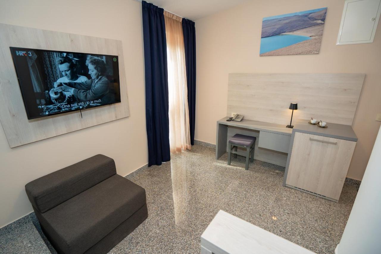 Bed&Breakfast Novalis 노바야 외부 사진